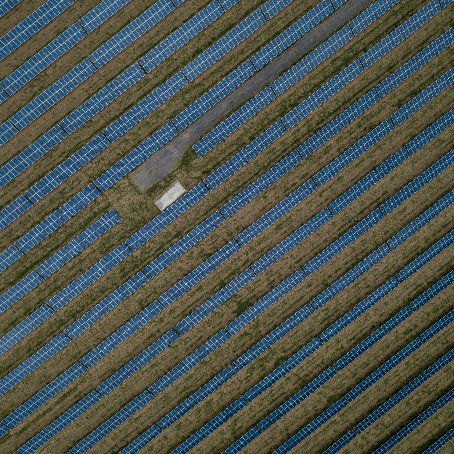 Module-Level RSD: How Fonrich Thailand's MLPE Solutions Enhance Solar Safety